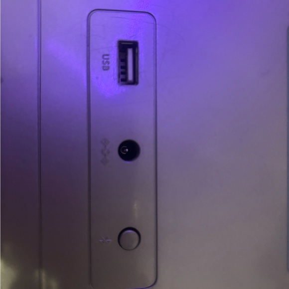 iHome Mirror - Picture 4 of 4